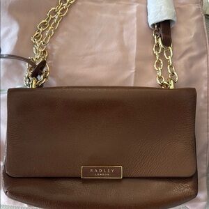 RADLEY LONDON Brown Crossbody Bag with Gold Chain